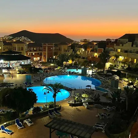 Casa De Nola - Poolside With Large Terrace *