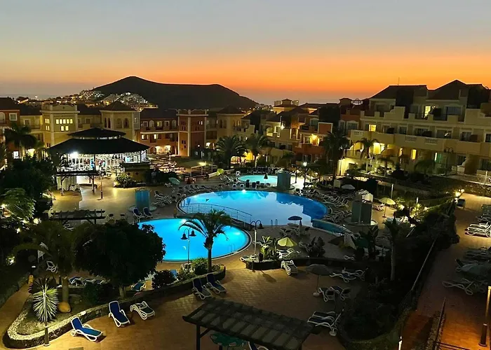 Casa De Nola - Poolside With Large Terrace *